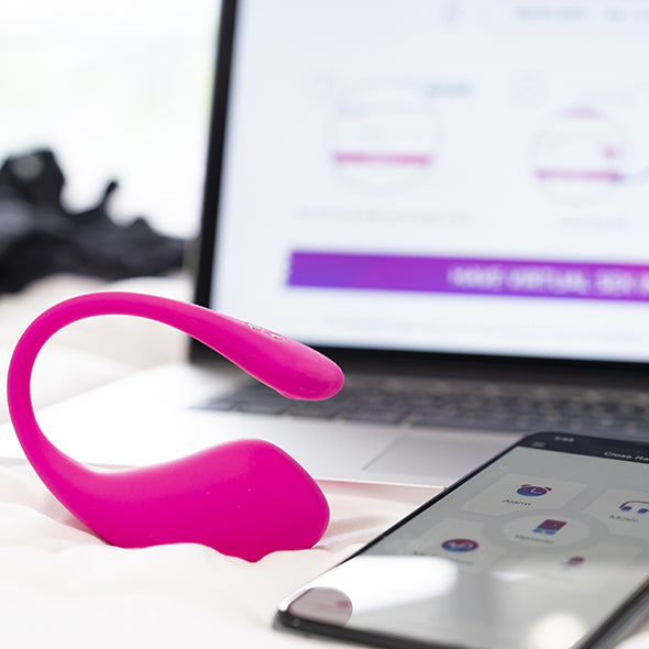 A - Lovense - Vibromasseur portable Lush 3 Magenta
